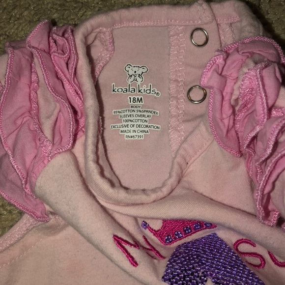 Girls 1st Birthday onsie - Picture 2 of 3